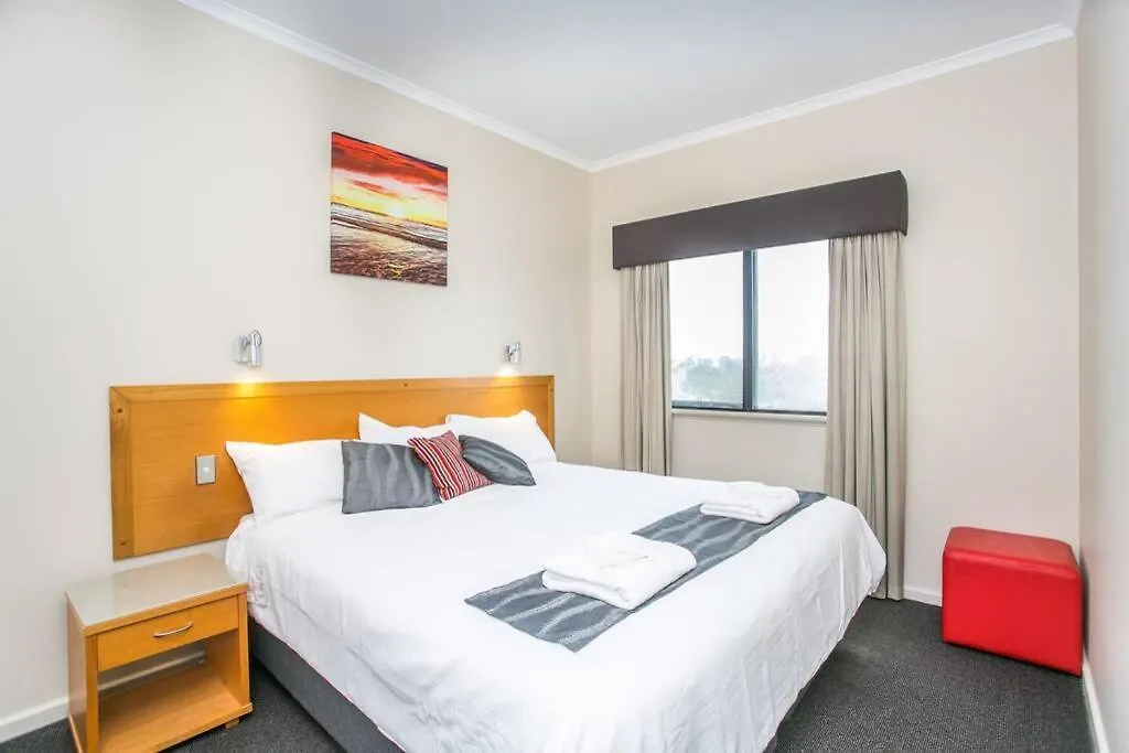 Perth Ascot Sub Penthouse Spectacular 240 Degree River And City Views , 0*,  澳大利亚